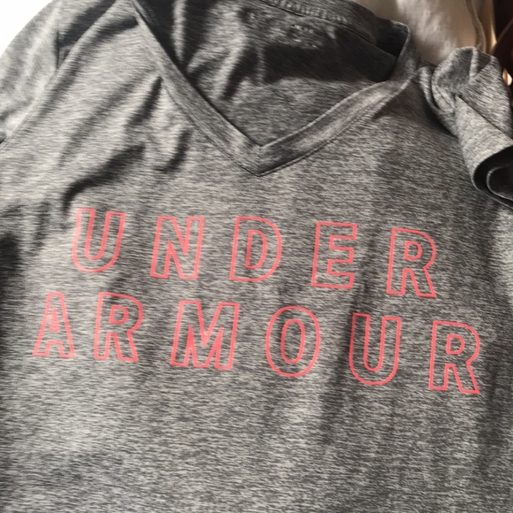 Under Armour Grey and Pink Logo T-Shirt - Picture 6 of 6